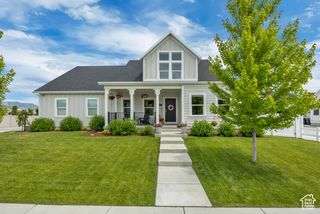 207 S SUMMER BREEZE LN, Layton, UT 84041