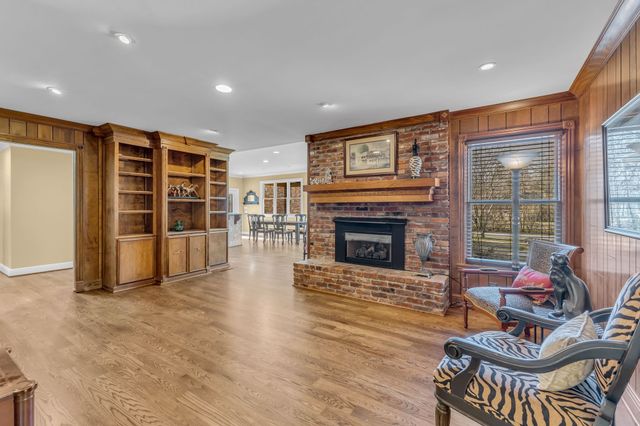 1315 Parker Pl, Brentwood, TN 37027