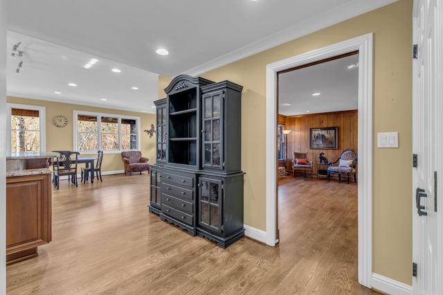 1315 Parker Pl, Brentwood, TN 37027