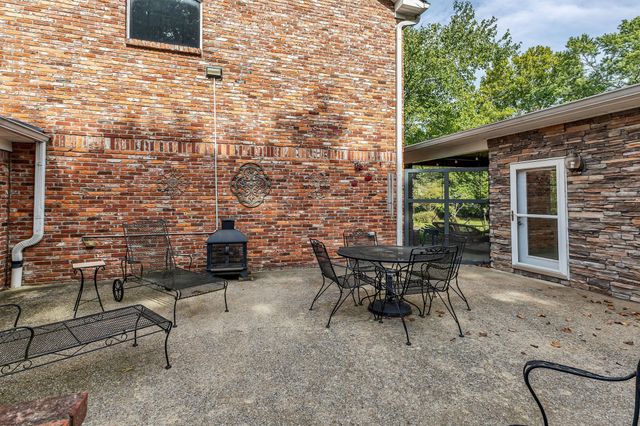 1315 Parker Pl, Brentwood, TN 37027