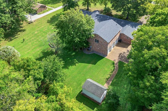 1315 Parker Pl, Brentwood, TN 37027