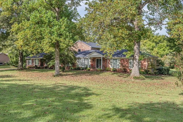 1315 Parker Pl, Brentwood, TN 37027