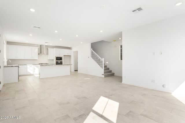 2446 W MAXIMO Way, Phoenix, AZ 85085