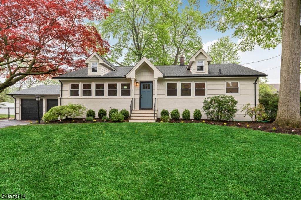 1209 Wyoming Dr, Mountainside Boro, NJ 07092