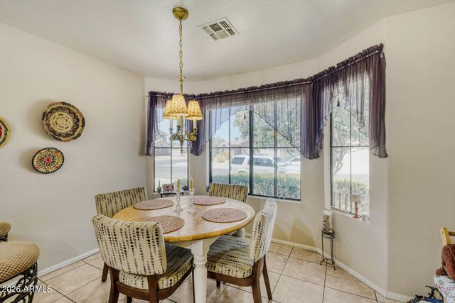 3221 E Blackhawk Drive, Phoenix, AZ 85050