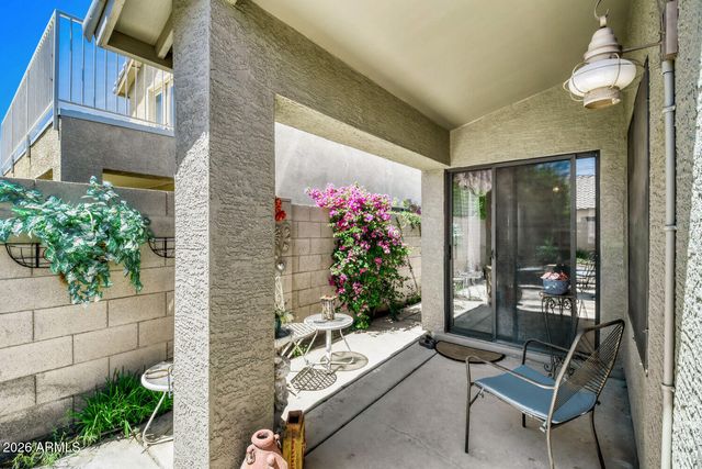 3221 E Blackhawk Drive, Phoenix, AZ 85050