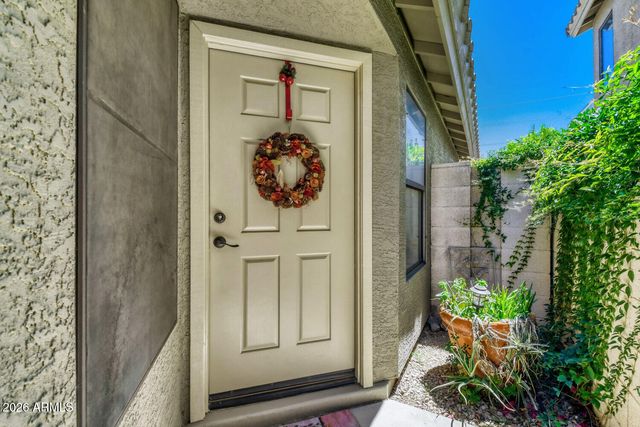 3221 E Blackhawk Drive, Phoenix, AZ 85050