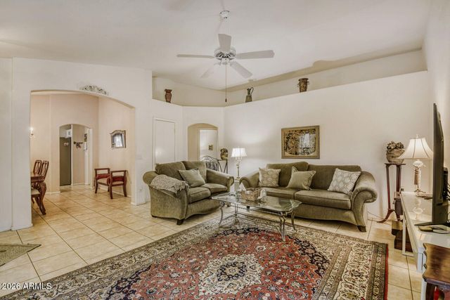 3221 E Blackhawk Drive, Phoenix, AZ 85050