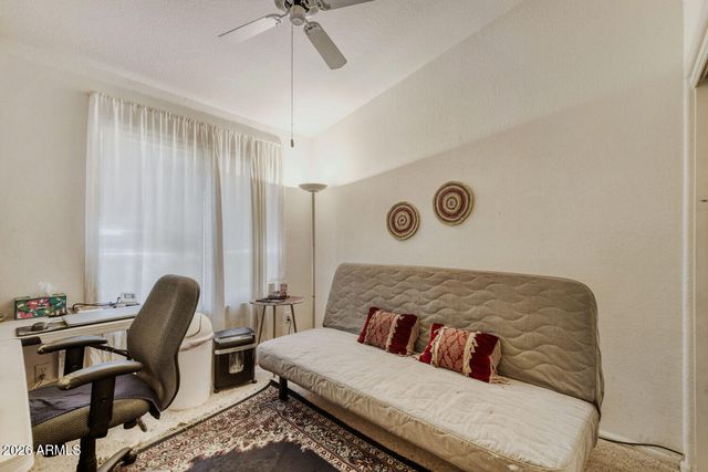 3221 E Blackhawk Drive, Phoenix, AZ 85050