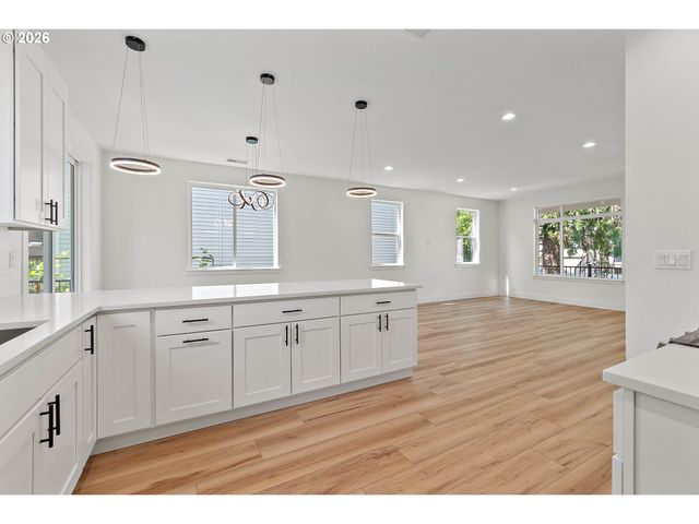 10338 Se RAMONA St, Portland, OR 97266