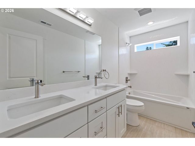 10338 Se RAMONA St, Portland, OR 97266