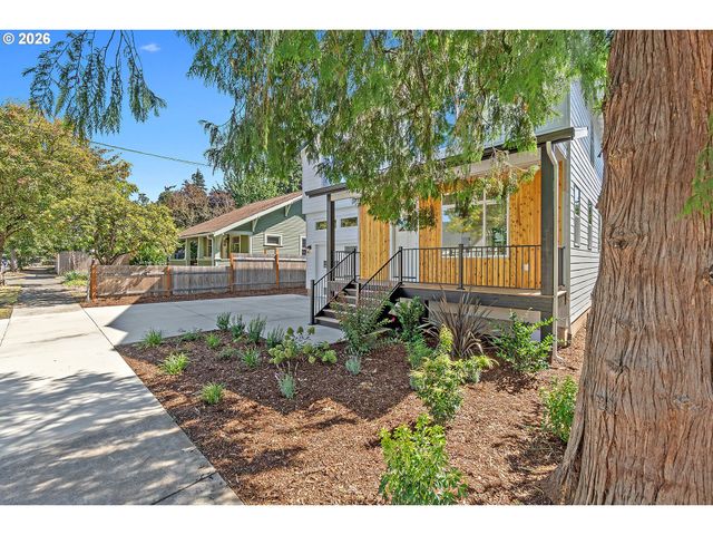 10338 Se RAMONA St, Portland, OR 97266