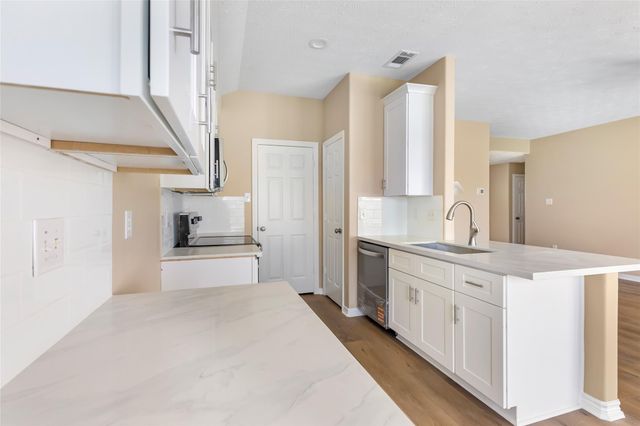 14930 Lanai Drive, Baytown, TX 77523