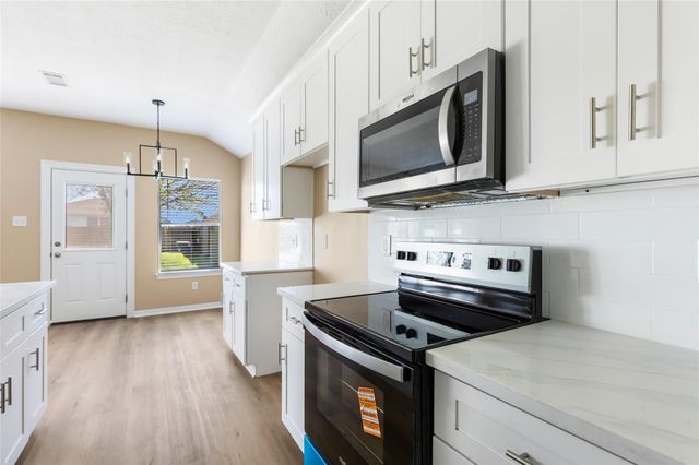 14930 Lanai Drive, Baytown, TX 77523