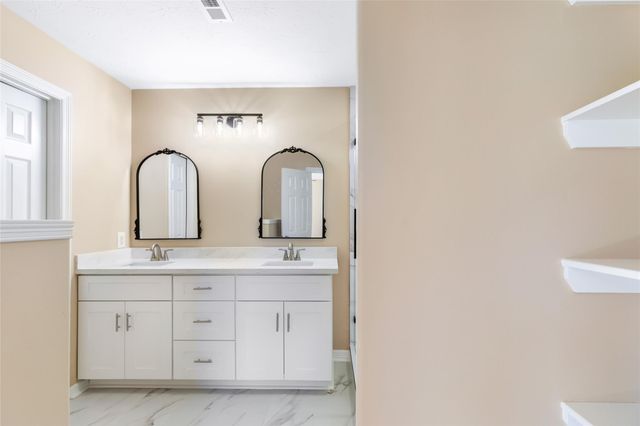 14930 Lanai Drive, Baytown, TX 77523