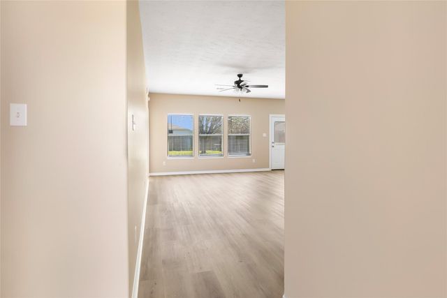 14930 Lanai Drive, Baytown, TX 77523