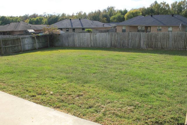 117 Bois D Arc Dr., Bullard, TX 75757