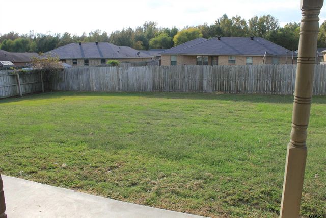 117 Bois D Arc Dr., Bullard, TX 75757