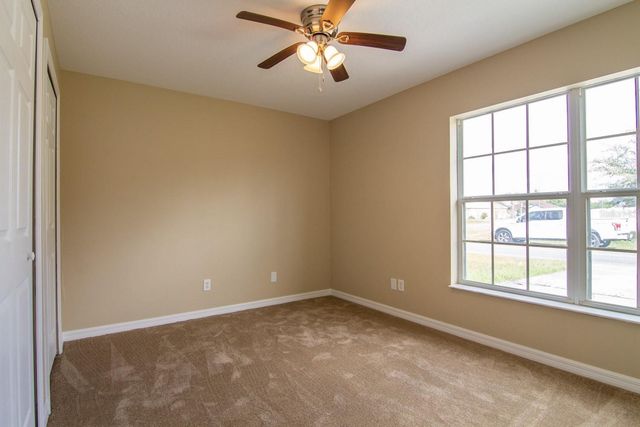 402 BRIDGEWATER COURT, Kissimmee, FL 34758