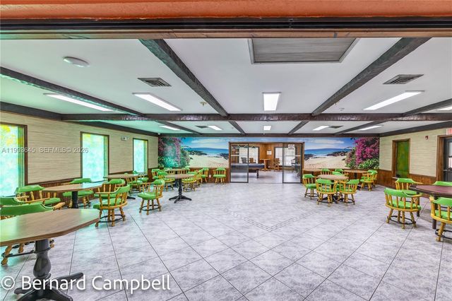 3940 NW 42nd Ave 417, Lauderdale Lakes, FL 33319