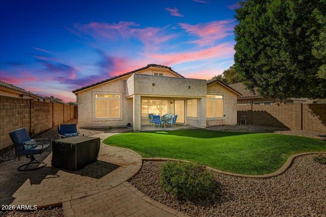 10830 W ALMERIA Road, Avondale, AZ 85392