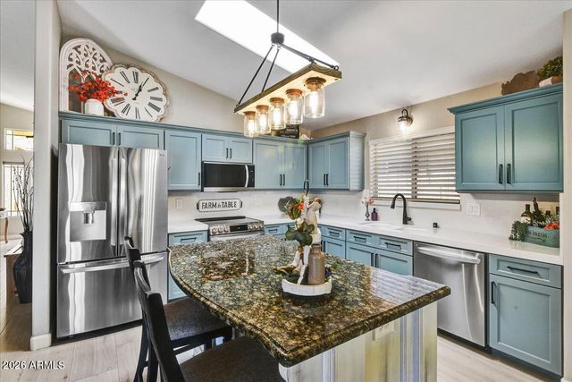 10830 W ALMERIA Road, Avondale, AZ 85392