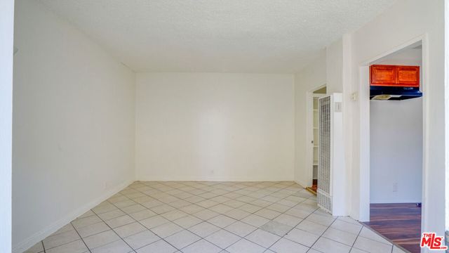 612 E 83rd Street, Los Angeles, CA 90001