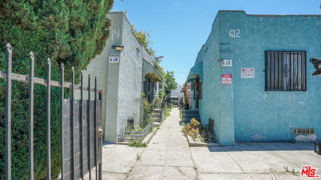 612 E 83rd Street, Los Angeles, CA 90001