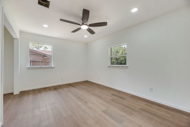 13312 Roaring Springs Lane, Dallas, TX 75240