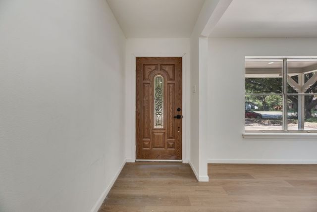 13312 Roaring Springs Lane, Dallas, TX 75240