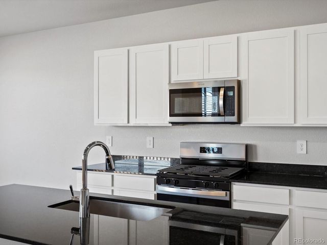 550 98th Avenue, Greeley, CO 80634