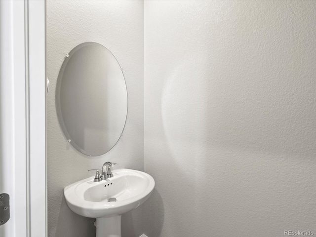 550 98th Avenue, Greeley, CO 80634