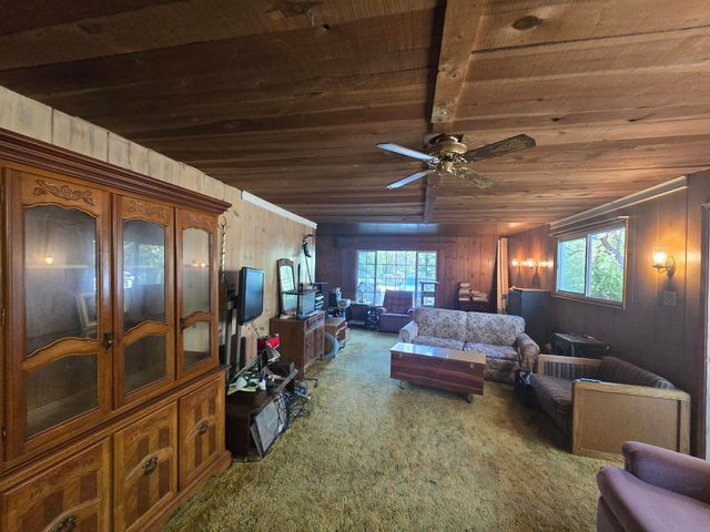 409 E Ash Street, Chiloquin, OR 97624