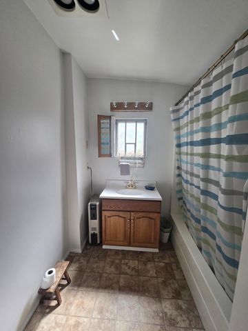 409 E Ash Street, Chiloquin, OR 97624