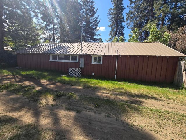 409 E Ash Street, Chiloquin, OR 97624