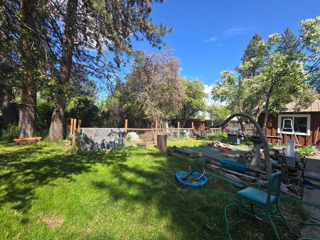 409 E Ash Street, Chiloquin, OR 97624