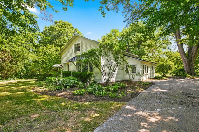 2313 68th Street, Fennville, MI 49408