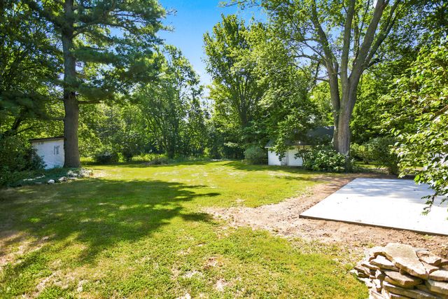 2313 68th Street, Fennville, MI 49408
