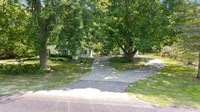 2313 68th Street, Fennville, MI 49408