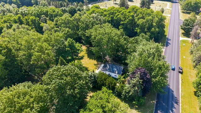 2313 68th Street, Fennville, MI 49408