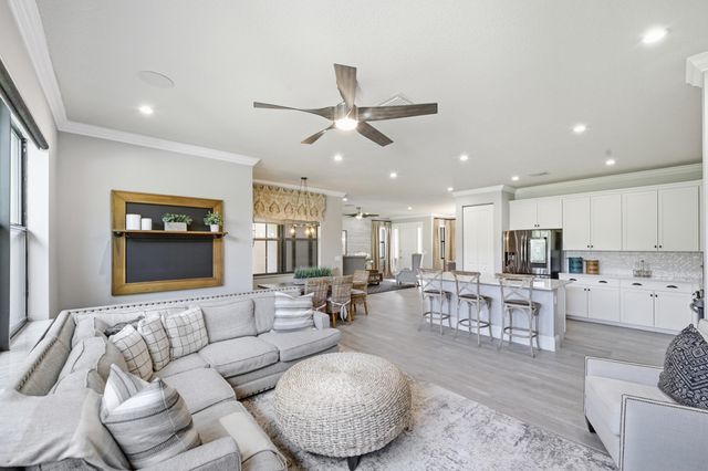 7605 Moonrise Drive, Lake Worth, FL 33467