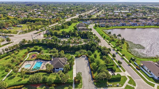 7605 Moonrise Drive, Lake Worth, FL 33467