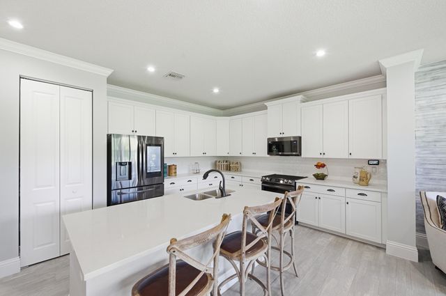 7605 Moonrise Drive, Lake Worth, FL 33467