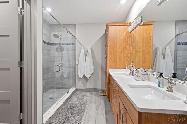 411 Plum Street, Cincinnati, OH 45202