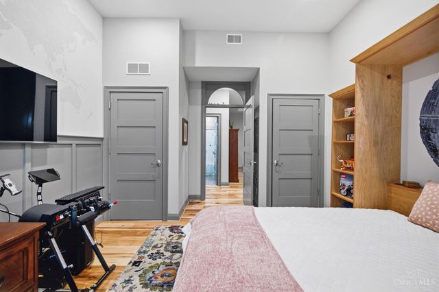 411 Plum Street, Cincinnati, OH 45202