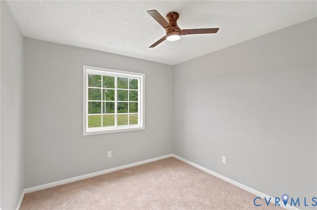 8408 Holdsworth Rd, Disputanta, VA 23842