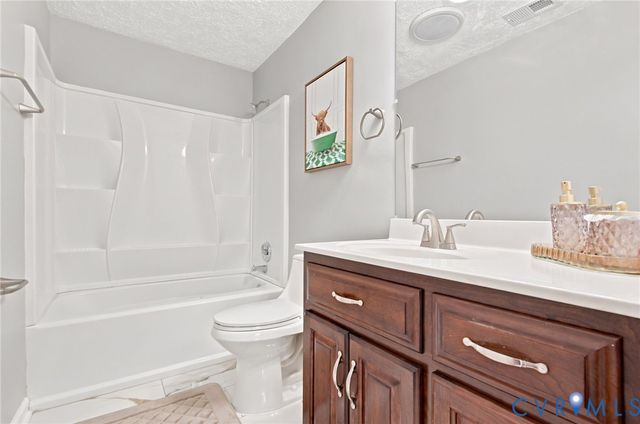 8408 Holdsworth Rd, Disputanta, VA 23842