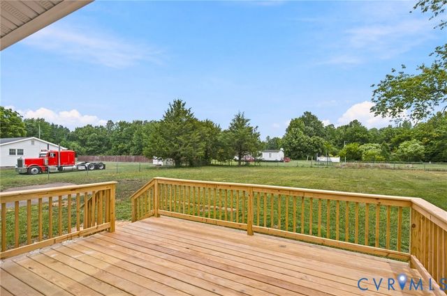 8408 Holdsworth Rd, Disputanta, VA 23842