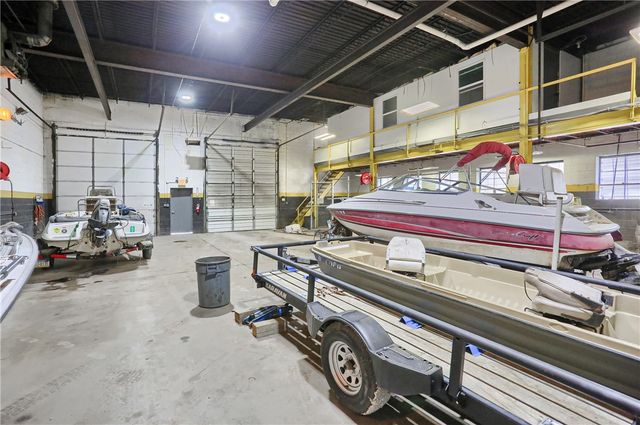 85 Helen St, Mckees Rocks, PA 15136