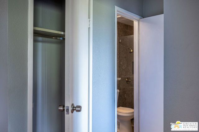 550 N Villa Court 214, Palm Springs, CA 92262
